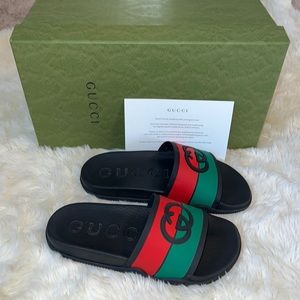 Gucci GG interlocking slide size 8 women.